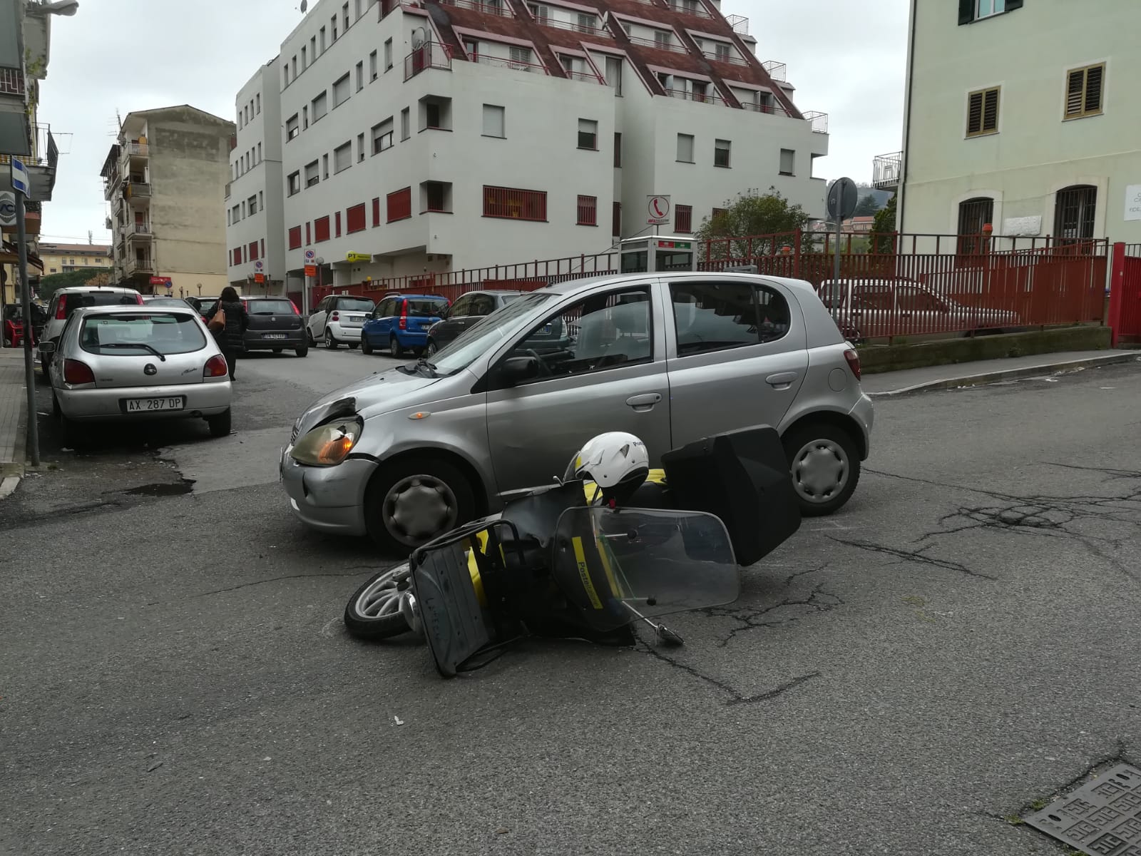 incidente su via enrico toti-LameziaTermeit