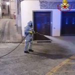 Coronavirus. I vigili del fuoco di Cotronei sanificano le strade