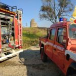 Gizzeria (CZ). Incendio di sterpaglie e macchia mediterranea bassa