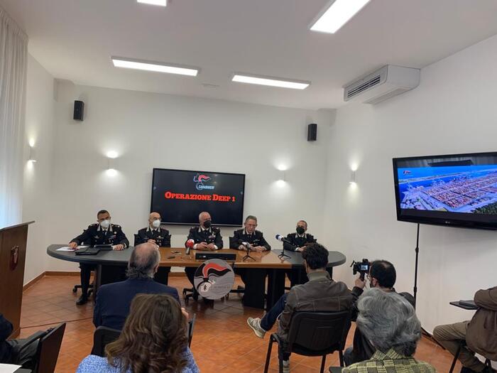 Ambiente: operazione carabinieri nel reggino, sequestri e 51 denunce