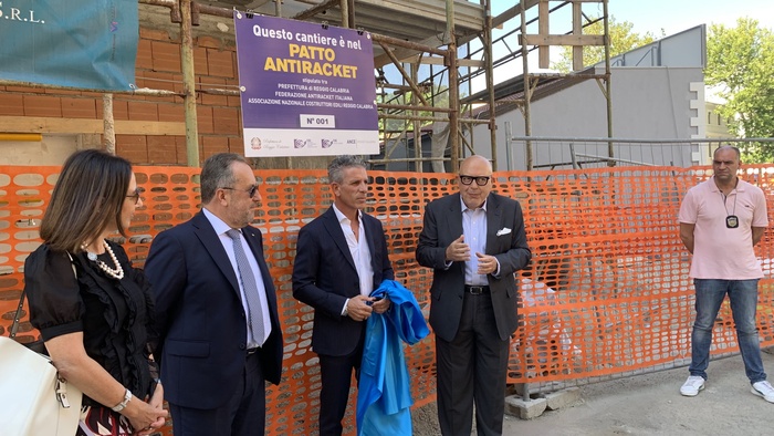 "Patto antiracket" a Reggio Calabria, cartelli nei cantieri