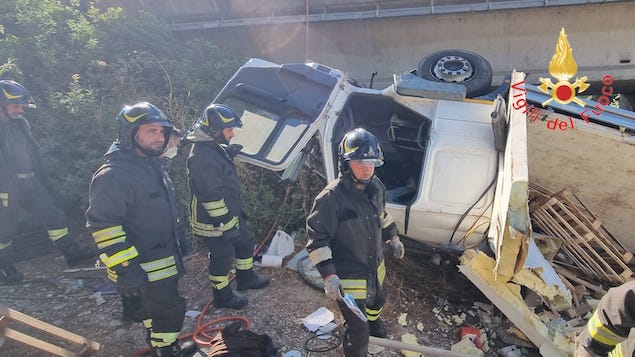 Trebisacce. Tragico incidente stradale sulla SS106, un morto