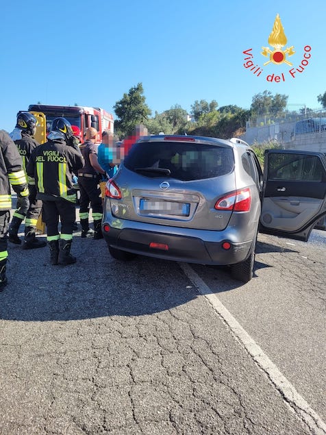 Catanzaro. Incidente stradale nel quartiere Siano, due feriti