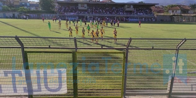 L'F.C. Lamezia Terme espugna Acireale, 2-1 il risultato