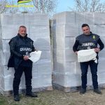 Sequestrati oltre 3,3 milioni di sacchetti plastica non a norma