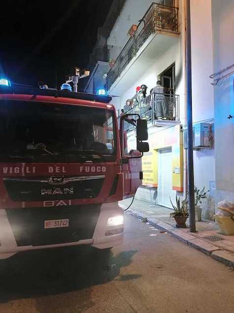 Anziano morì in un incendio in casa, è stato un omicidio