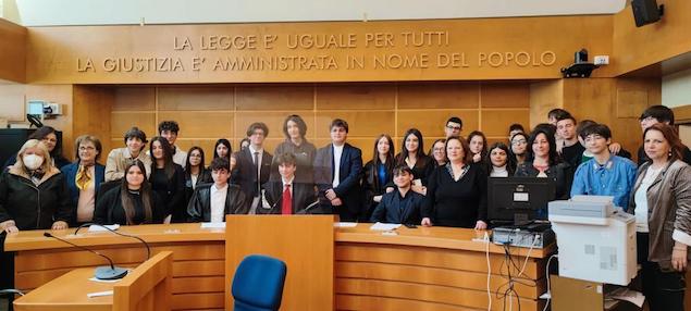 Studenti del Polo Rambaldi partecipano al progetto “Ciak… un processo simulato per evitare un processo vero”