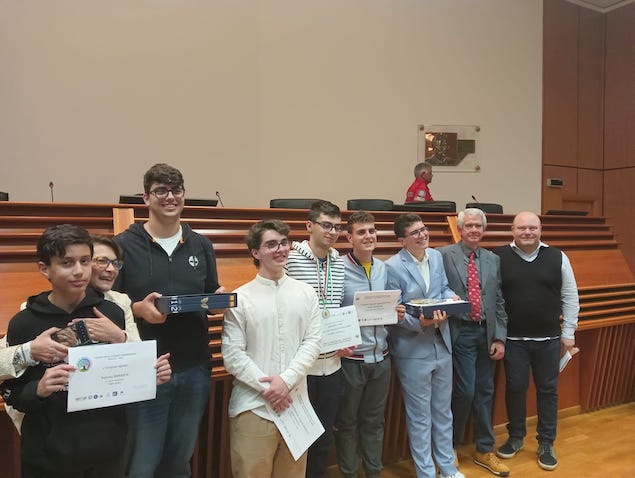 Tre studenti del Rambaldi vincitori alla fase regionale dei Campionati delle Scienze Naturali