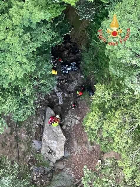 Longobucco (CS): Con il quad finisce in un burrone, salvato dai vigili del fuoco