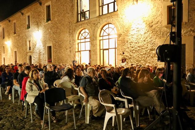 Teatro e storia nella serata dedicata a Plauto al Castello Normanno Svevo di Vibo