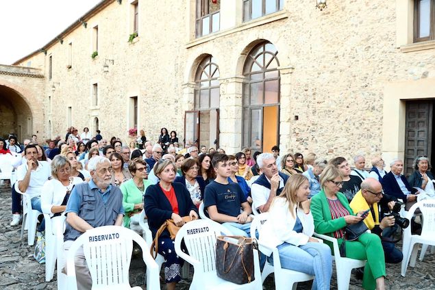 Teatro e storia nella serata dedicata a Plauto al Castello Normanno Svevo di Vibo