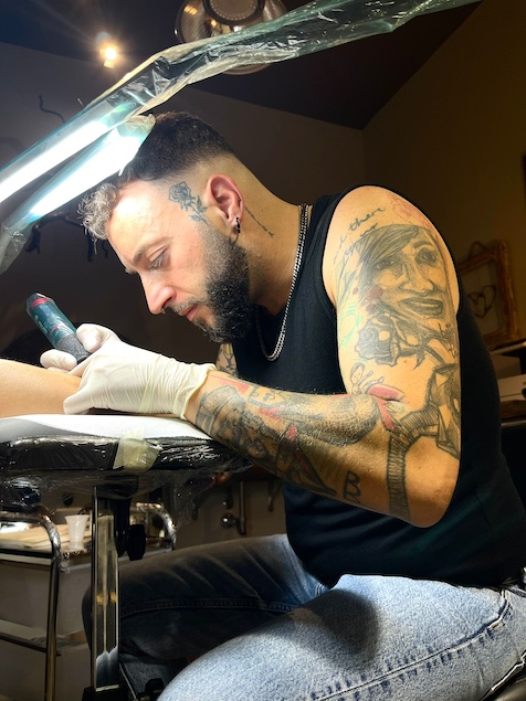 Lamezia. Eccezionale Walk in al Malanima Tattoo Studio