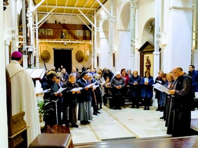 Lamezia. Il vescovo Parisi presiede liturgia di lode per gli 800 anni della Regola dei Frati Minori