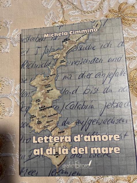 Lamezia. Presentato il romanzo "Lettera d'amore al di là del mare" di Michela Cimmino