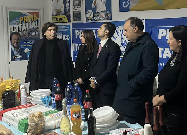 Lamezia. Scambio di auguri e brindisi di Natale per la Lega