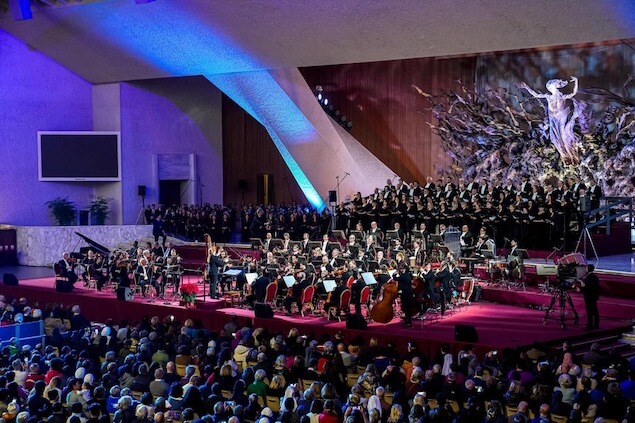 Michele Affidato incontra Papa Francesco in occasione del “Concerto con i poveri”