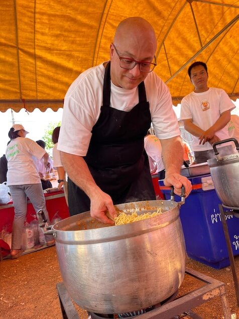 La generosità di "The Pasta Man" oltre ogni confine