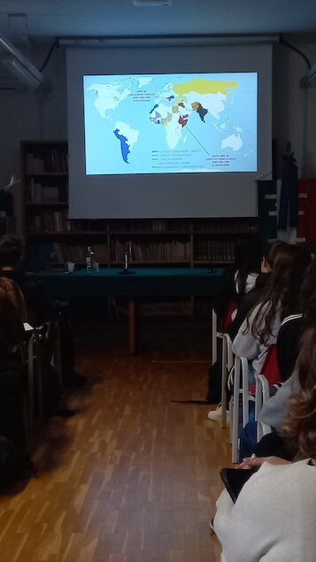 Al Liceo Fiorentino Road Map di educazione civica per il diritto di abitare la terra