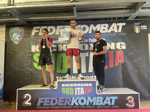 Podio per tutti gli atleti della Marconi Fitness ai campionati interregionali di kickboxing per il sud Italia