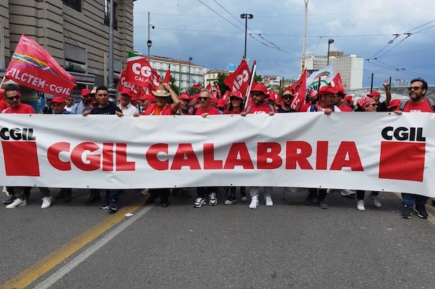 Cgil, dalla Calabria in 1.500 per no all'autonomia differenziata