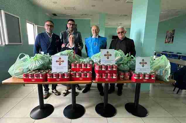 Sacro Militare Ordine Costantiniano di San Giorgio dona beni alla Caritas di Lamezia