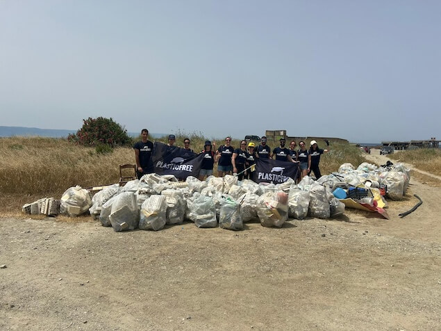 Lamezia. Pontile Ex Sir ripulito dai volontari Plastic Free con oltre 1.700 kg di rifiuti rimossi