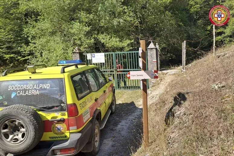 Perde orientamento nel Parco del Pollino, ritrovato escursionista