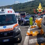 San Mango d'Aquino. Camper si ribalta in prossimità dello svincolo autostradale, due feriti