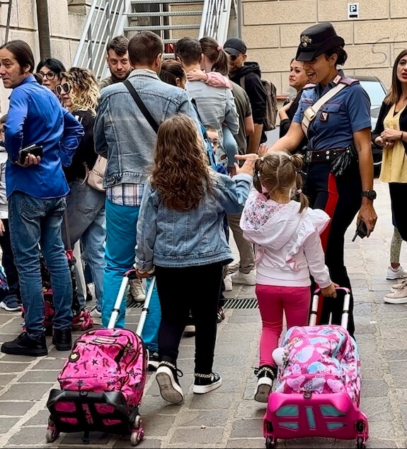 Catanzaro e provincia. Primo giorno di scuola anche per i carabinieri