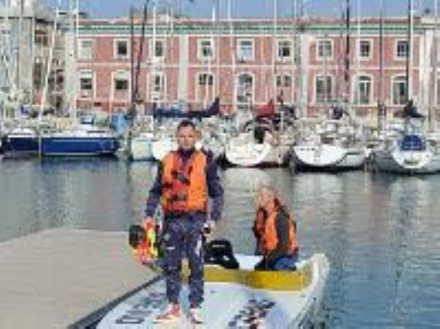 Il lametino Claudio Gullo a Napoli alla guida dello scafo in versione 2025