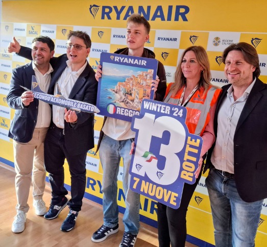 Decolla a Reggio Calabria il secondo aereo basato di Ryanair