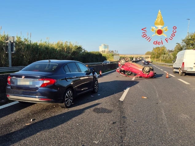 Lamezia. Incidente stradale sulla SS280, quattro feriti