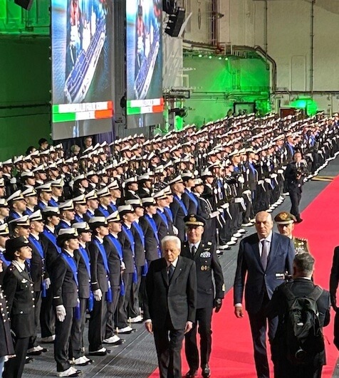 La lametina Francesca Pia Cristiano giura sulla nave Trieste dinanzi al presidente Mattarella