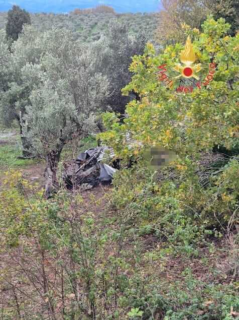 Tragico incidente stradale a San Pietro a Maida, morte due ragazze