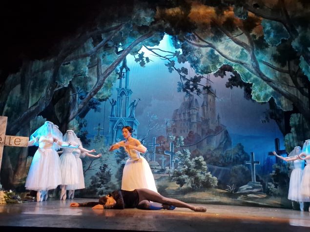 a-catanzaro-il-russian-classical-ballet-incanta-con-giselle