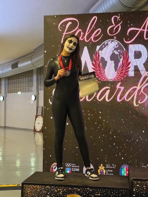 Lamezia. Dance e Aerial Academy: 4 ori e un argento al Campionato Mondiale di Danza Aerea