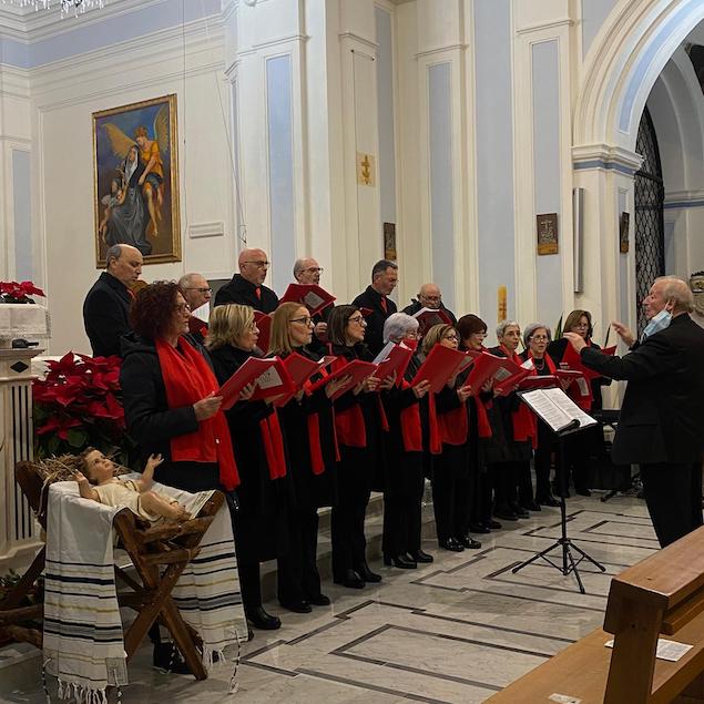 Successo del Concerto di Natale del Coro Polifonico “La Corale” a Feroleto Antico