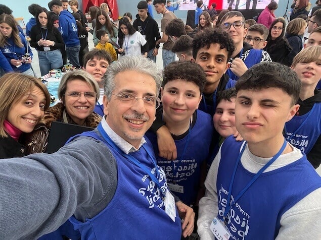 Lamezia. Alunni IC Nicotera - Costabile partecipano alla First Lego League Challenge