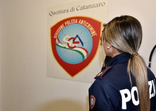 Tredici avvisi orali aggravati emessi nei giorni scorsi dal Questore di Catanzaro