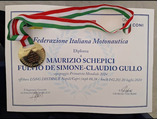 Il lametino Claudio Gullo ritira la Medaglia d'oro Mondiale a Roma