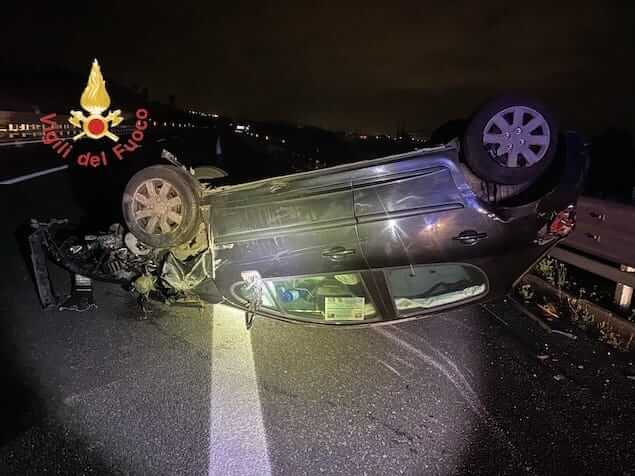 Incidente stradale sull'autostrada A2 Km 312 (comune di Gizzeria), quattro feriti