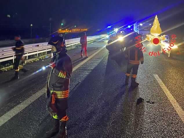 Incidente stradale sull'autostrada A2 Km 312 (comune di Gizzeria), quattro feriti