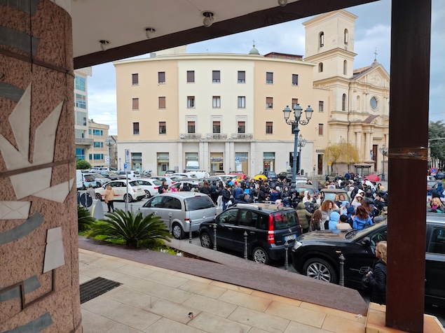 Terremoto a Catanzaro, evacuate scuole e uffici